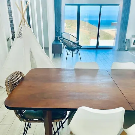 Lizandro & Sunset Holiday home Carvoeira