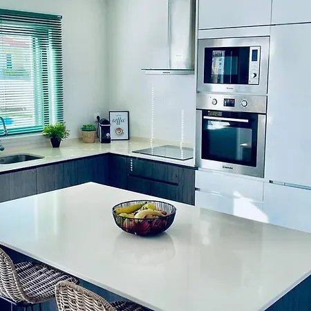 Lizandro & Sunset Holiday home